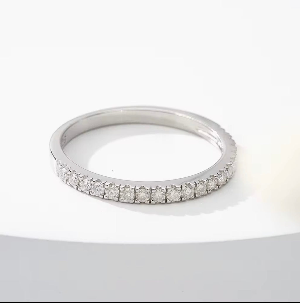 Sterling Silver mit VSS Diamanten